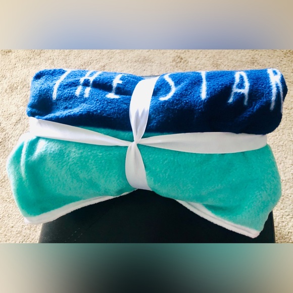 Warm Blanket Cute and Cozy - Picture 2 of 3